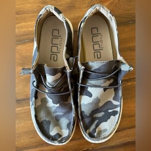 Women Hey Dude camo slip on shoes size 9